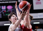 乐动体育登录-19分12篮板！李月汝取得WNBA生涯首次两双的简单介绍