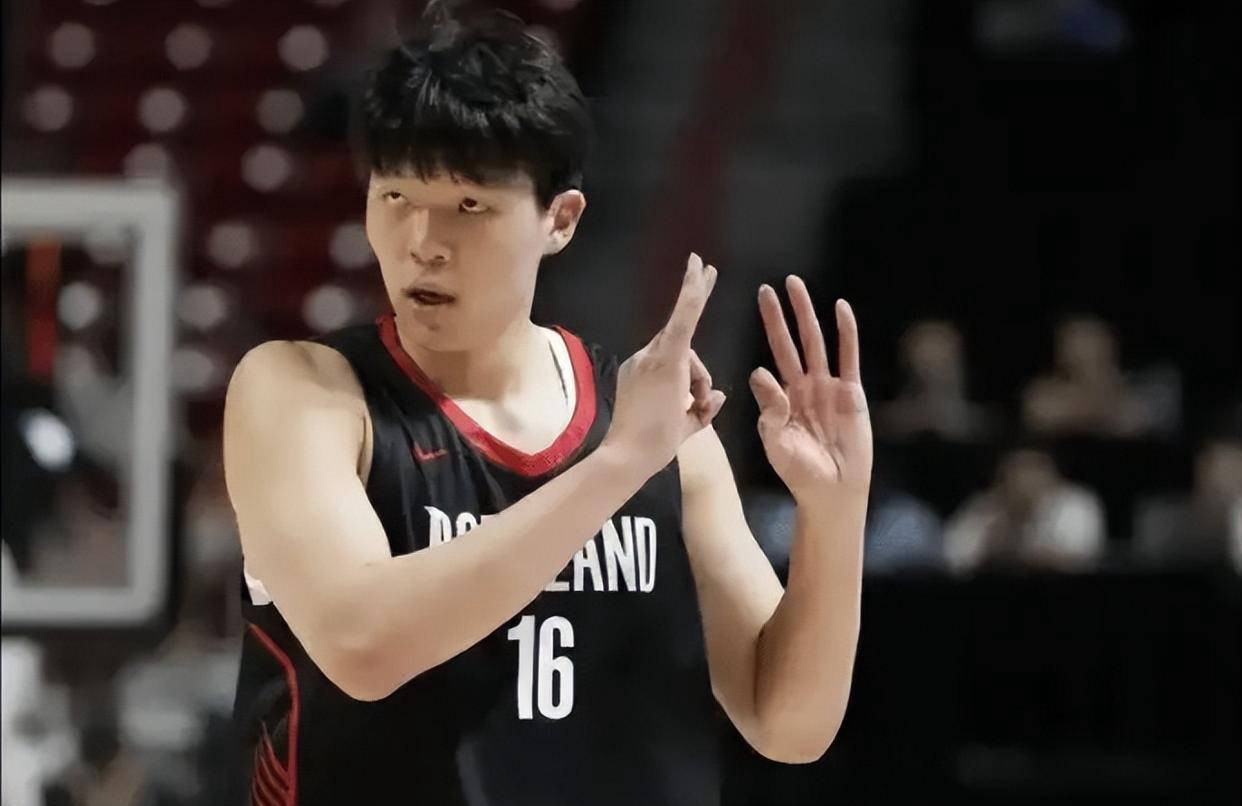 曝杨瀚森最后一场NBA夏联不打回国备战男篮亚洲杯的简单介绍